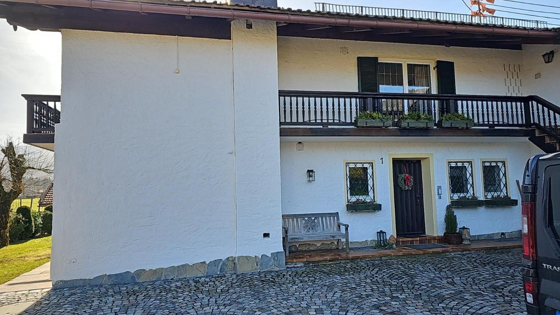 Rebensburg Апартаменты